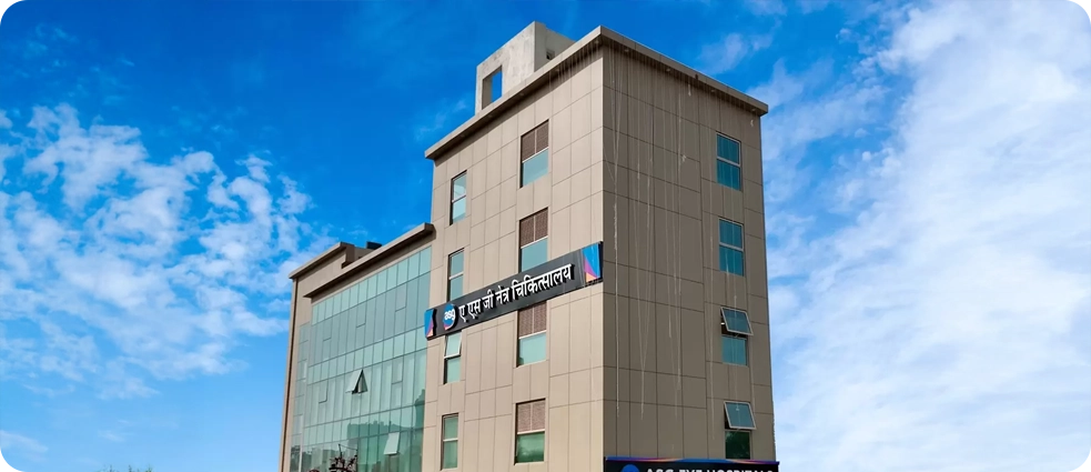 Indra Market Road, Noida